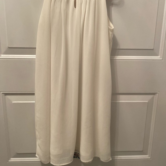 Little Girls Dress.  Never worn. Cream. - Picture 2 of 11
